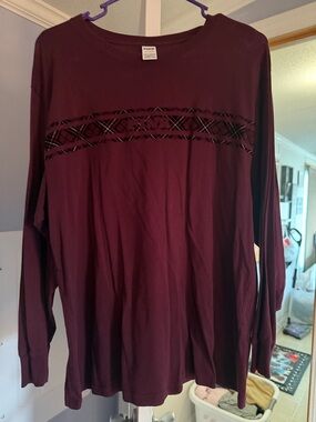 Victoria’s Secret PINK Maroon Long Sleeve Tee with Subtle Plaid Accent